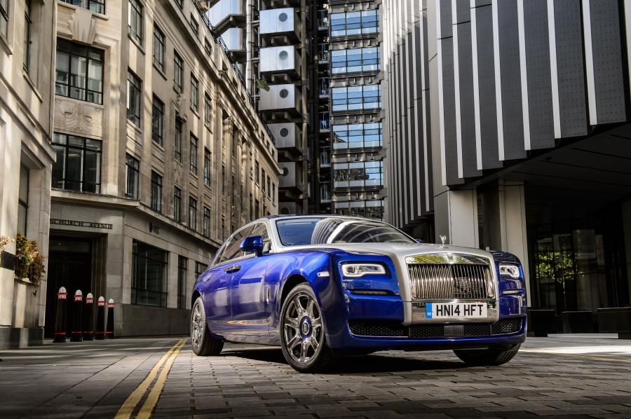  Rolls-Royce Ghost EWB 2014 года  (UK) (фото 18 из 26)